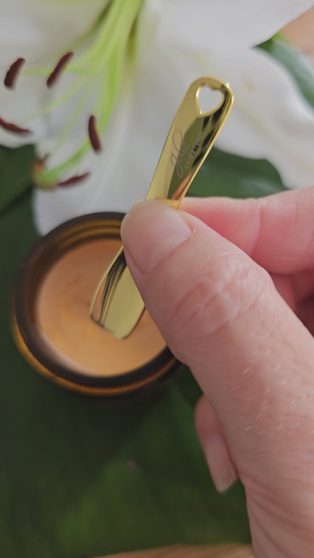 Video laden: Jolie Herzspatel gold