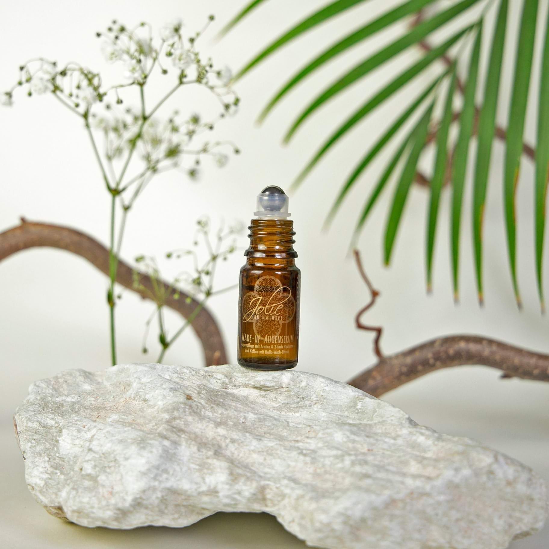 Bio Hyaluron Augenserum I Kaffee I kühlender Roll on I Vitamin C I Arnica I 5ml - Jolie au naturel: Nachhaltige Naturkosmetik
